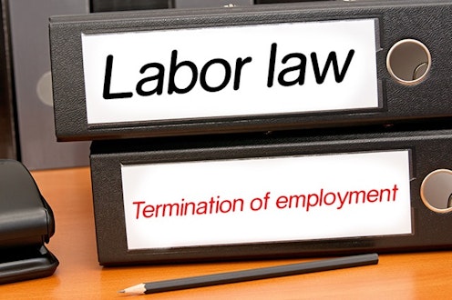 ベトナム労働法に基づく解雇とは？